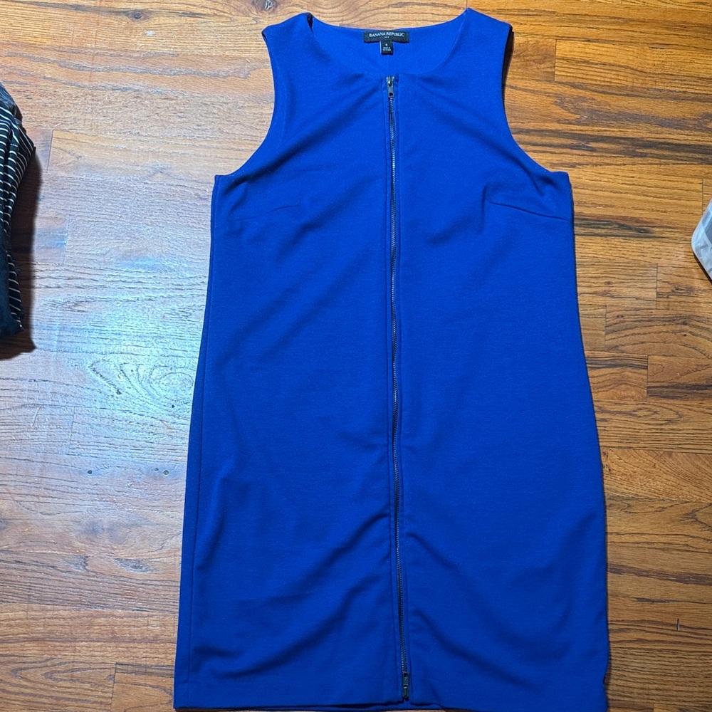 Banana Republic Elegant Blue Sleeveless Dress